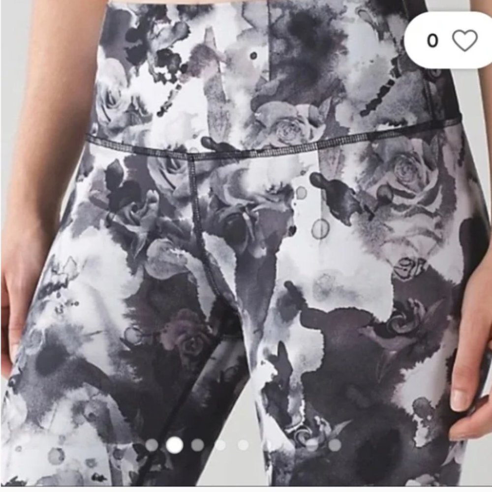 LULULEMON wunder under high rise crop leggings: Black & White rose print